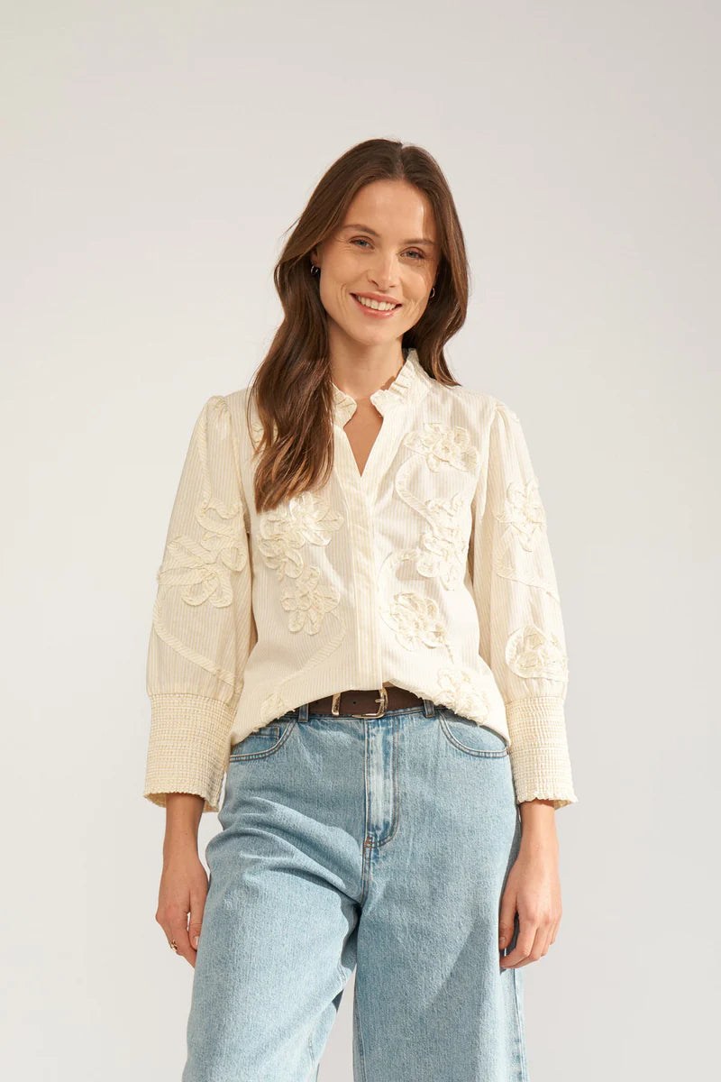 Nuemelia Shirt