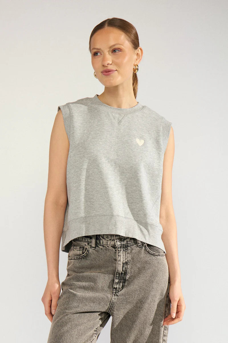 Nunathalie Vest
